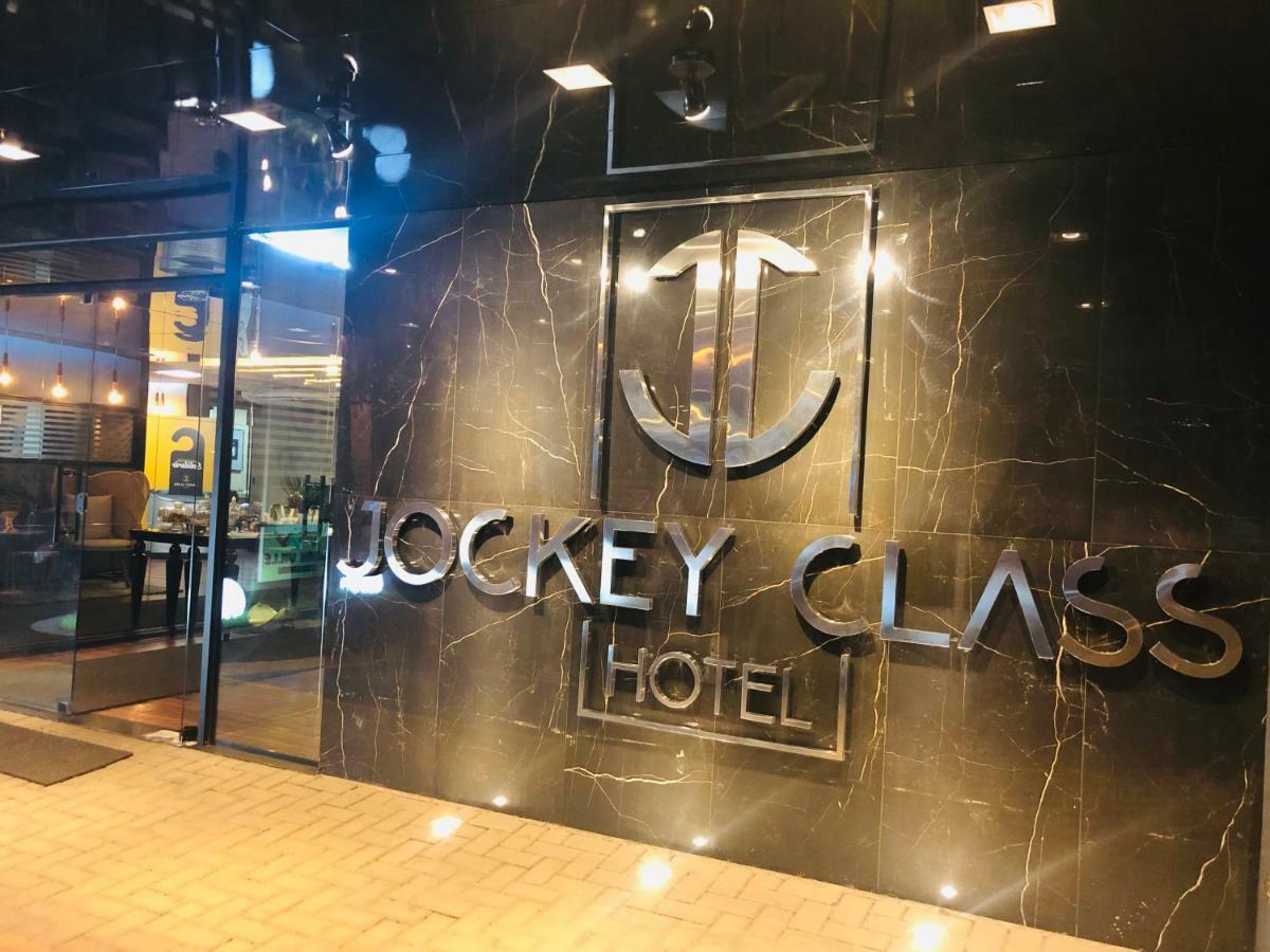 Jockey Class Hotel เตเรซีนา ภายนอก รูปภาพ